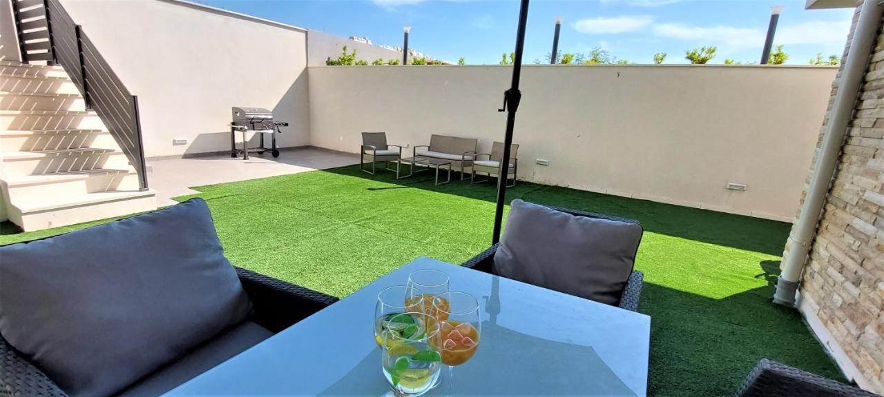 Vip Deluxe Apartment Arian 诺瓦利娅 外观 照片