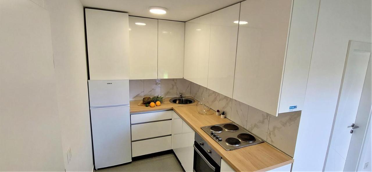 Vip Deluxe Apartment Arian 诺瓦利娅 外观 照片