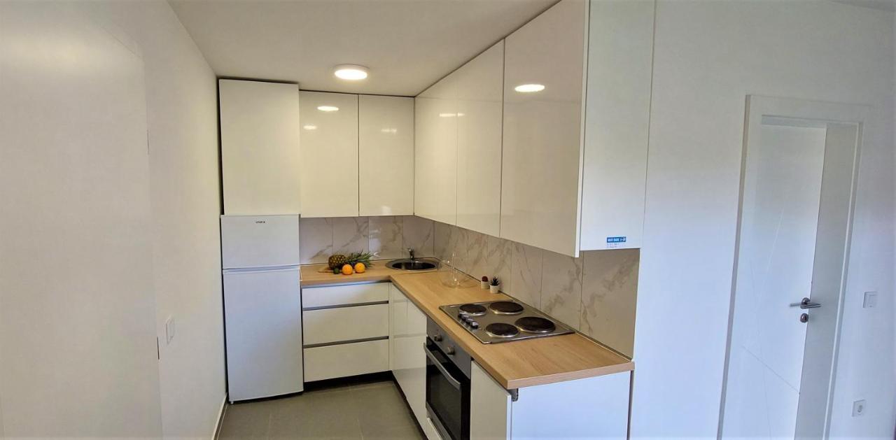 Vip Deluxe Apartment Arian 诺瓦利娅 外观 照片